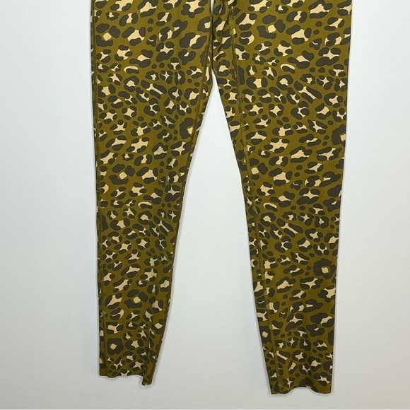 AERIE Offline Goals 7/8 Legging Hi Rise Animal Leopard Print Athleisure Yoga - Picture 4 of 9